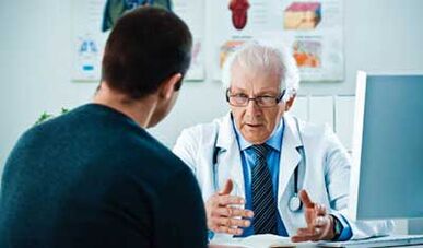 Consultation by a doctor with a doctor with a doctor