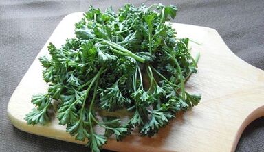 Parsley to treat prostatitis in men